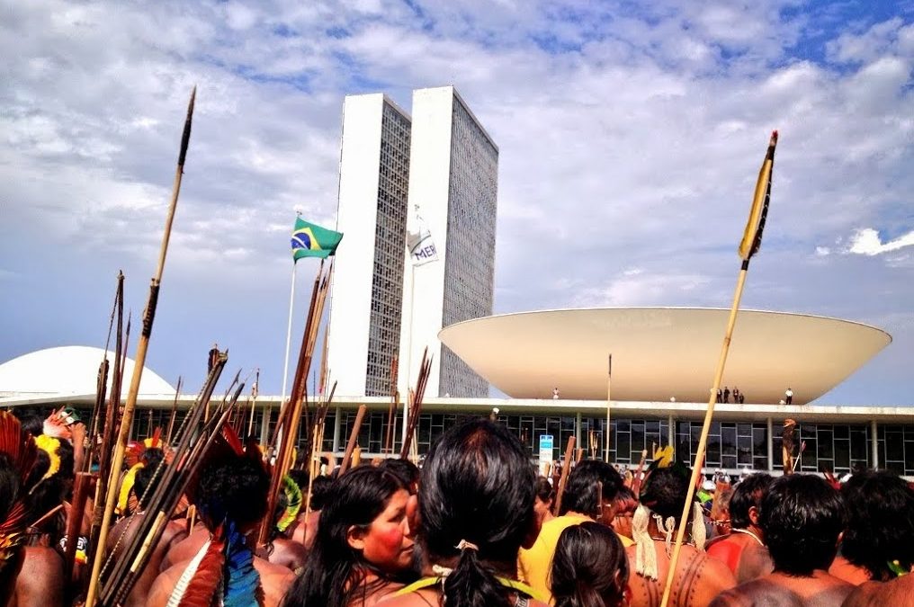 Povos indígenas na mira da ditadura e do Congresso | FSP